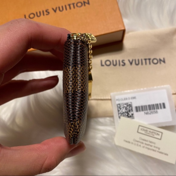 ❤️SOLD❤️ Louis Vuitton Key Pouch DE - Picture 3 of 7